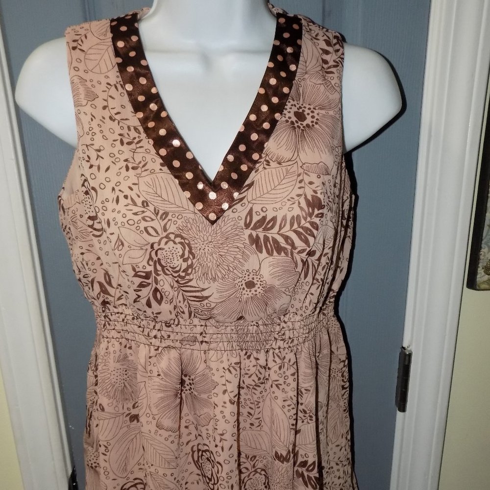 MOTHERHOOD MATERNITY Sleeveless Floral Blouse